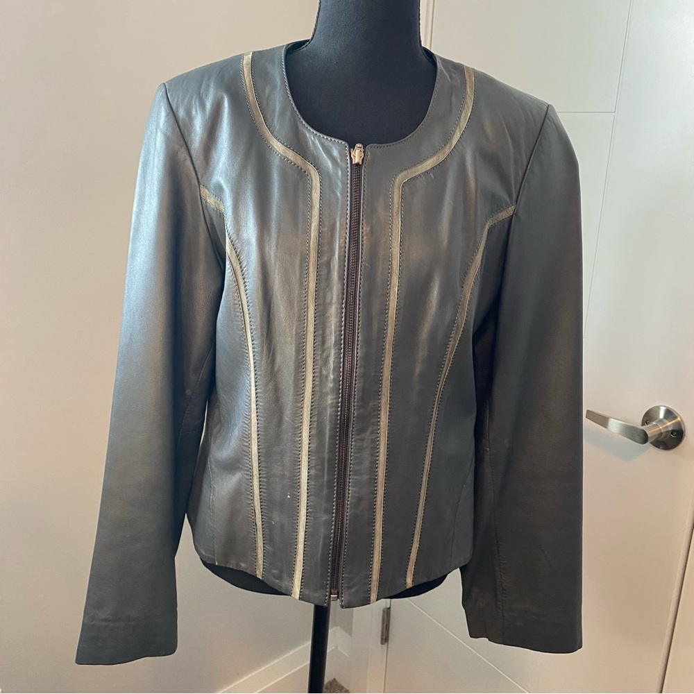 Leather coat, brand Plongé, size L, grey